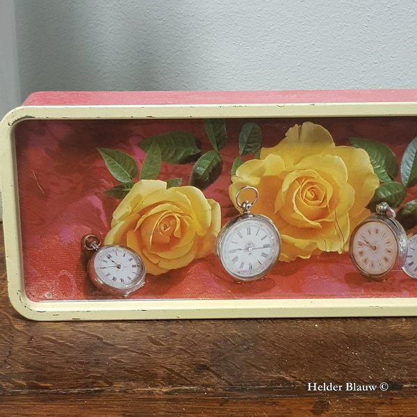 Brocante blik rechthoekig rozen en horloges