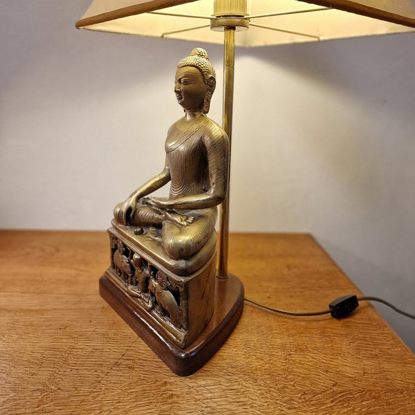 vintage messing Boeddha beeld met lamp
